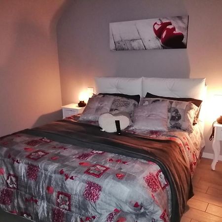 Agriturismo Corte Fontana App. Barbara سالو الغرفة الصورة